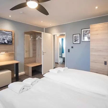 Aparthotel Riverview By Daspaul *