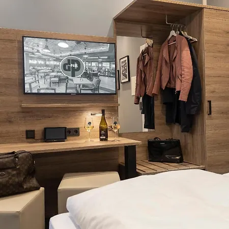Aparthotel Riverview By Daspaul *