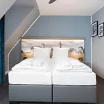 Riverview By Daspaul 4*
